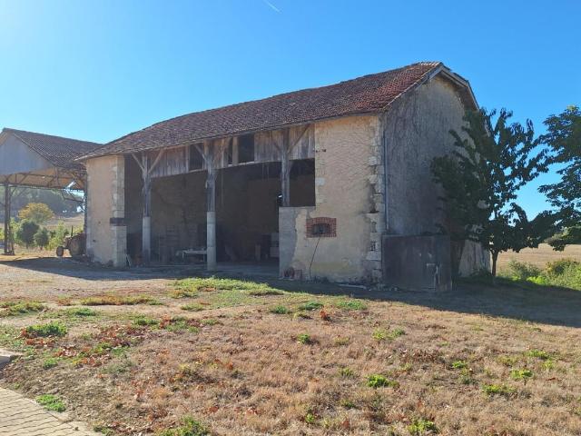 Maison 10 pièces 336 m²