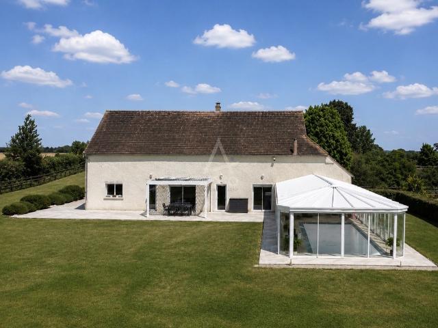 Maison 10 pièces 450 m²