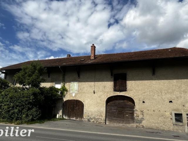 Maison 10 pièces 450 m²