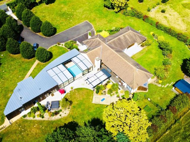 Maison 10 pièces 452 m²