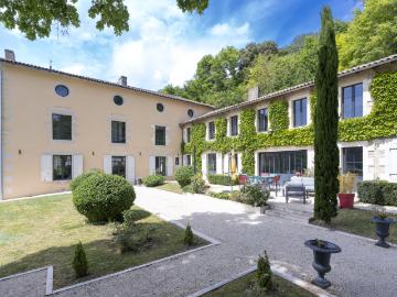 Maison 10 pièces 479 m²
