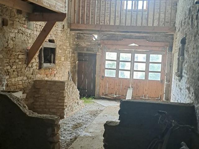 Maison 10 pièces 485 m²