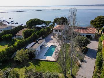Maison 10 pièces 494 m²