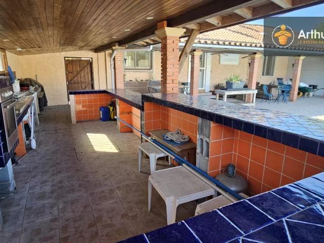 Maison 10 pièces 400 m²