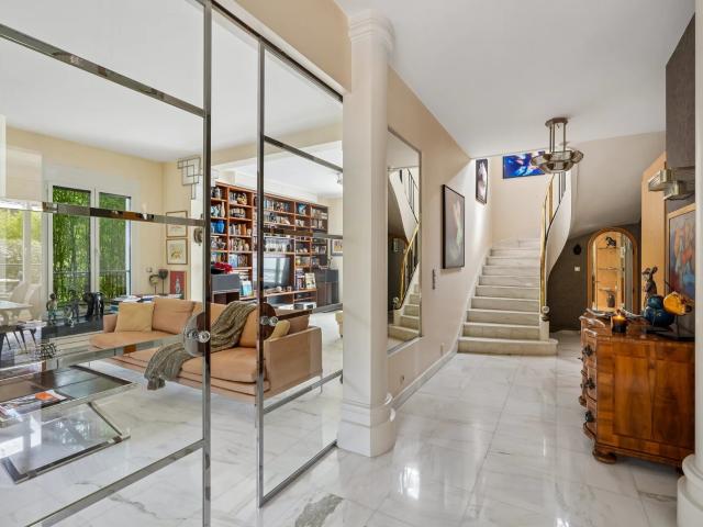 Maison 10 pièces 400 m²
