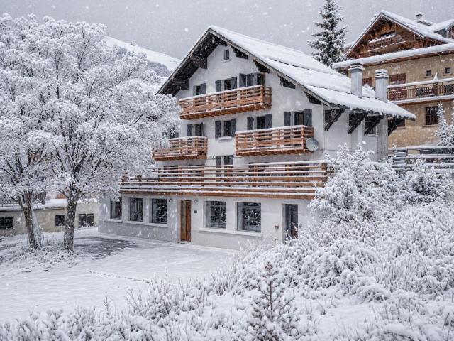 Maison 10 pièces 503 m²