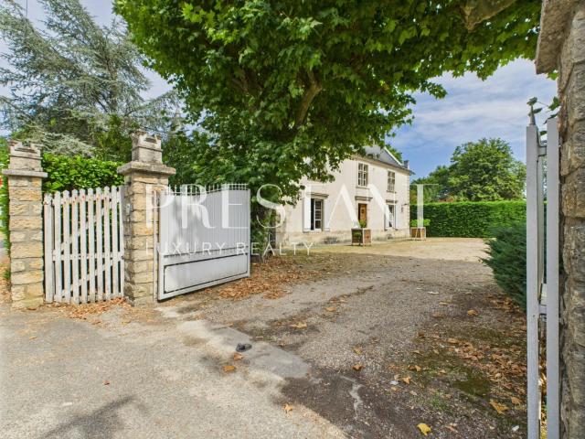 Maison 10 pièces 400 m²