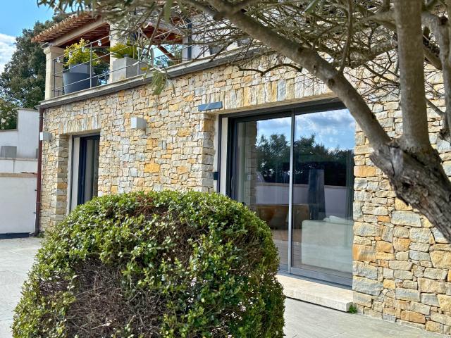 Maison 10 pièces 413 m²