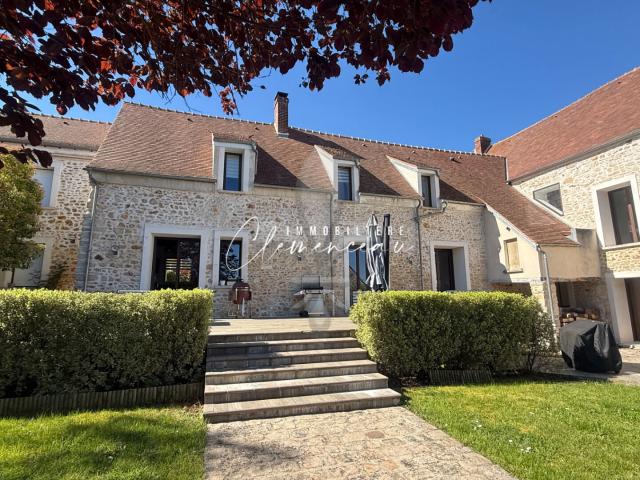 Maison 10 pièces 413 m²