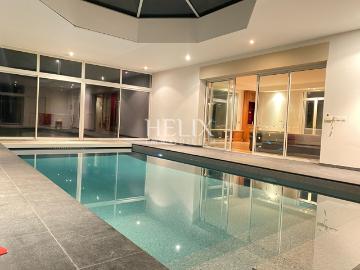 Maison 10 pièces 410 m²