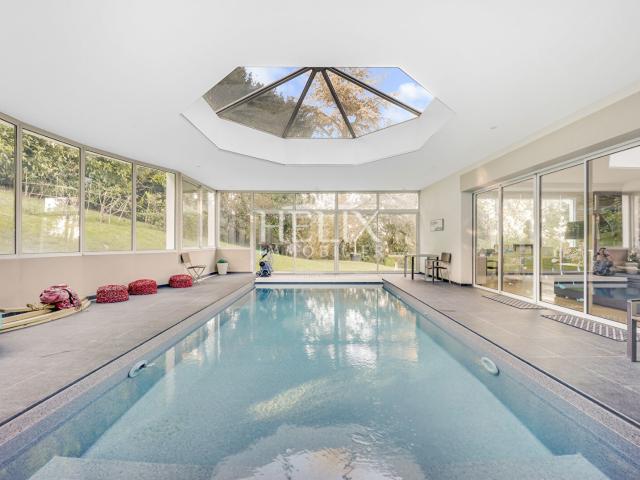 Maison 10 pièces 410 m²