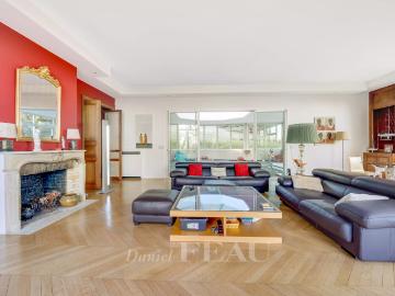 Maison 10 pièces 410 m²