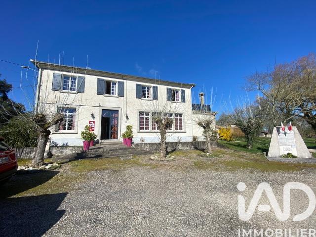 Maison 10 pièces 412 m²