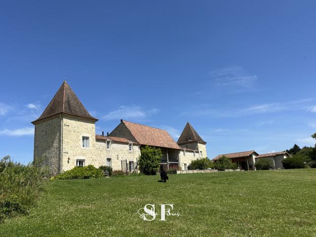 Maison 10 pièces 412 m²