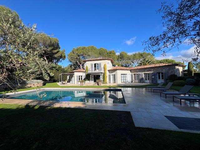 Maison 10 pièces 420 m²