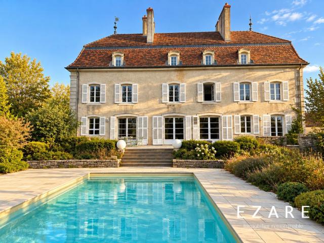 Maison 10 pièces 421 m²