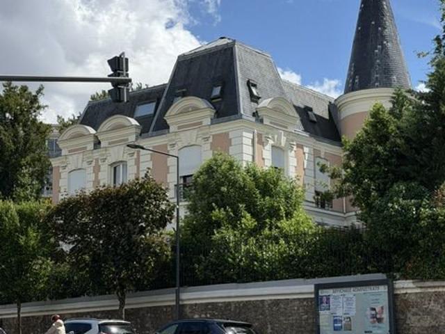 Maison 10 pièces 502 m²