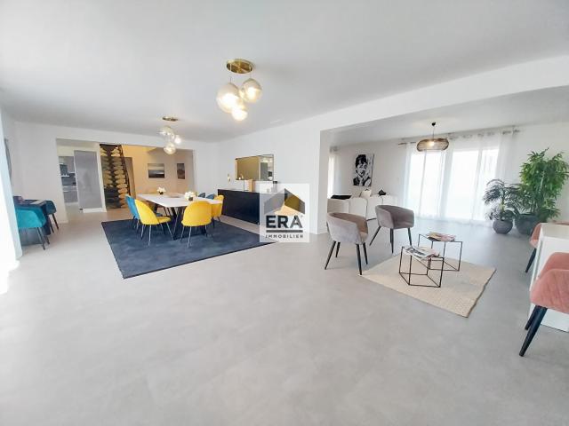 Maison 10 pièces 520 m²