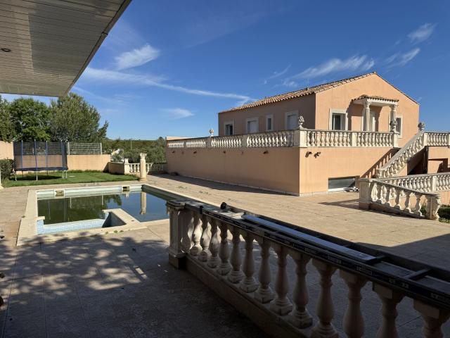 Maison 10 pièces 522 m²
