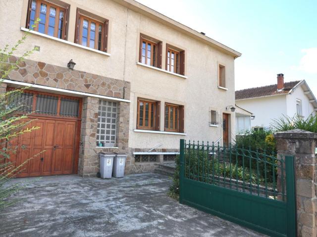 Maison 10 pièces 539 m²