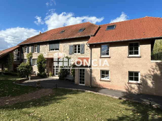 Maison 10 pièces 600 m²