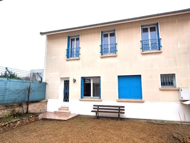 Maison 10 pièces 175 m²