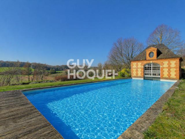 Maison 10 pièces 900 m²