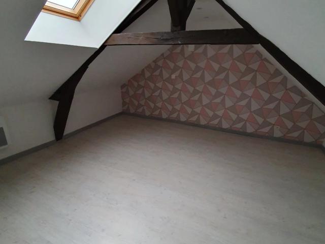 Maison, 114 m² à louer à Glageon 59132