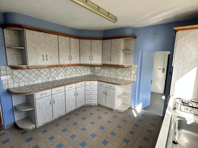 MAISON 137M2 CENTRE BOURG