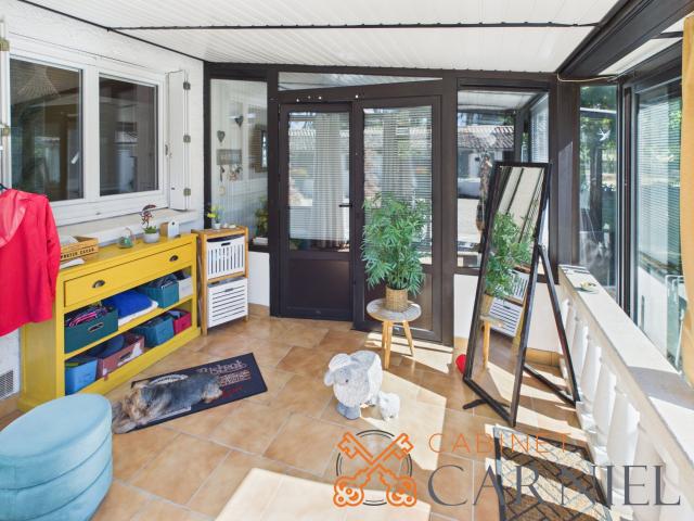 Maison 110 m2 avec véranda, dépendances et terrain clos 109m² Casteljaloux