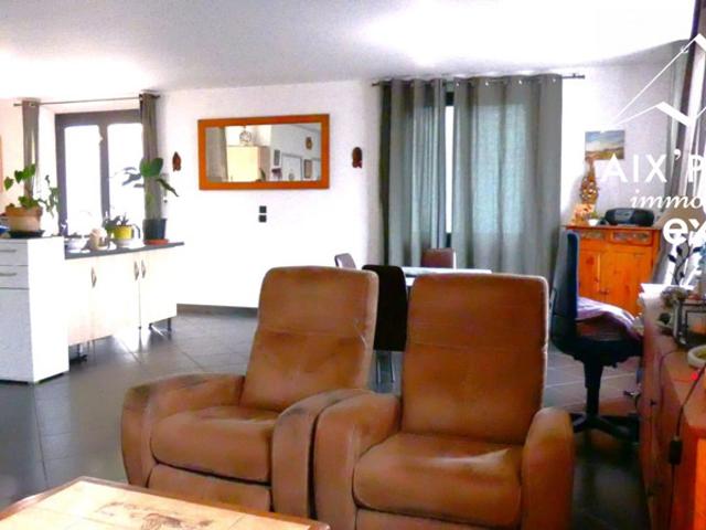 Maison 110 m2 4pieces 770 m2 terrain SAINT BERON