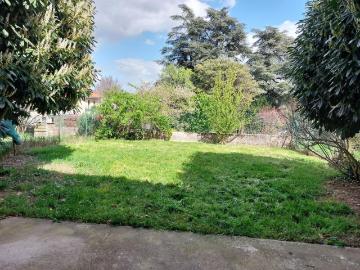 Maison, 110 m² à louer à Charly 69390