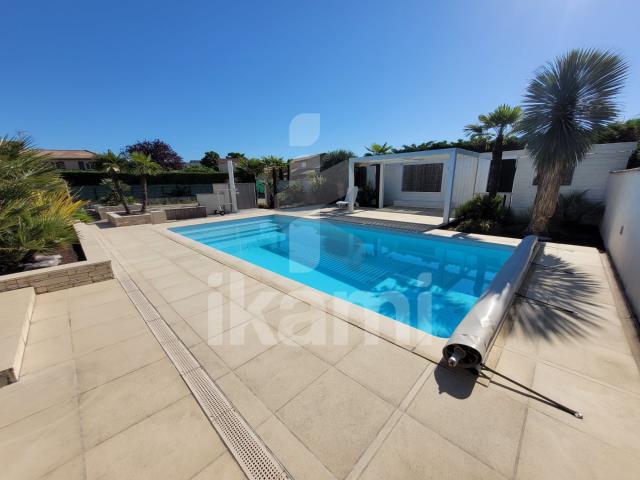 Maison 111 m2 avec piscine, à Guilherand Granges 111m² Guilherand Granges