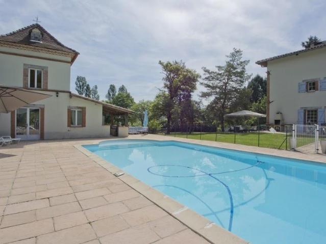 Maison 11 chambres, Rabastens Tarn 81800 DS102630516