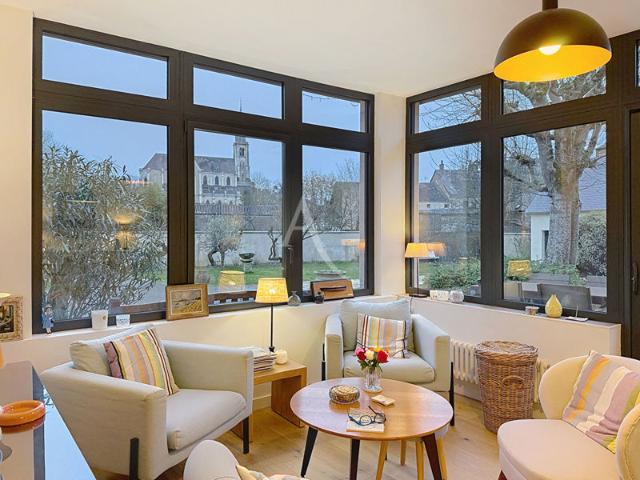 Maison 11 pièce s 203 m2