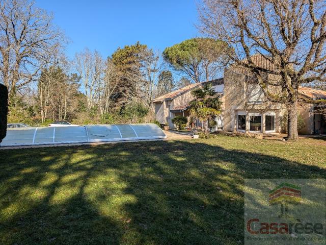 Maison 11 pièces 142 m²