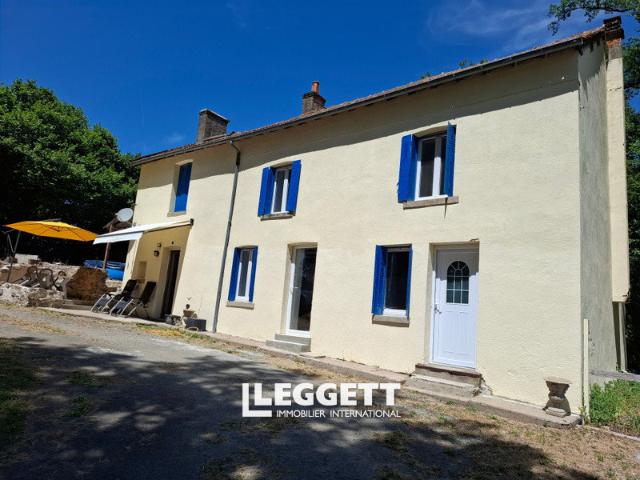 Maison 11 pièces 147 m²