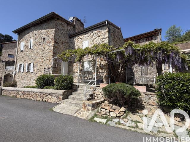 Maison 11 pièces 160 m²