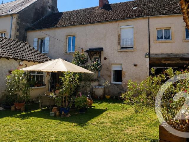 Maison 11 pièces 174 m²