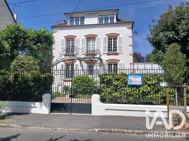 Maison 11 pièces 175 m²