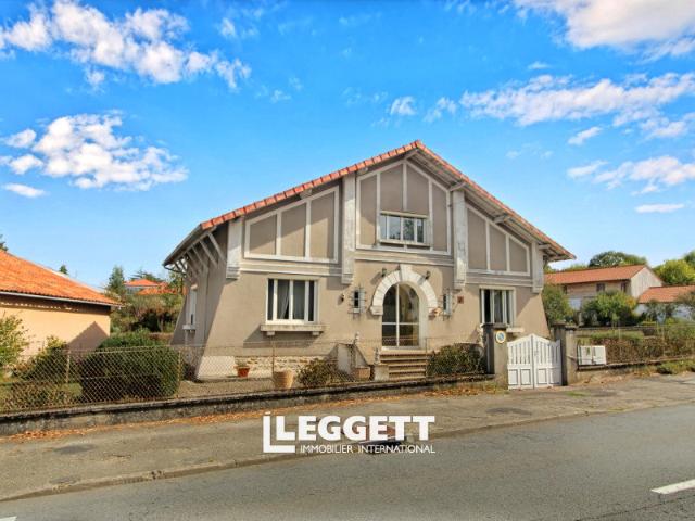 Maison 11 pièces 176 m²