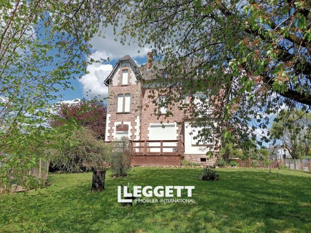 Maison 13 pièces 235 m²
