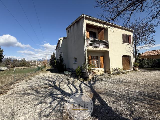 Maison 11 pièces 184 m²