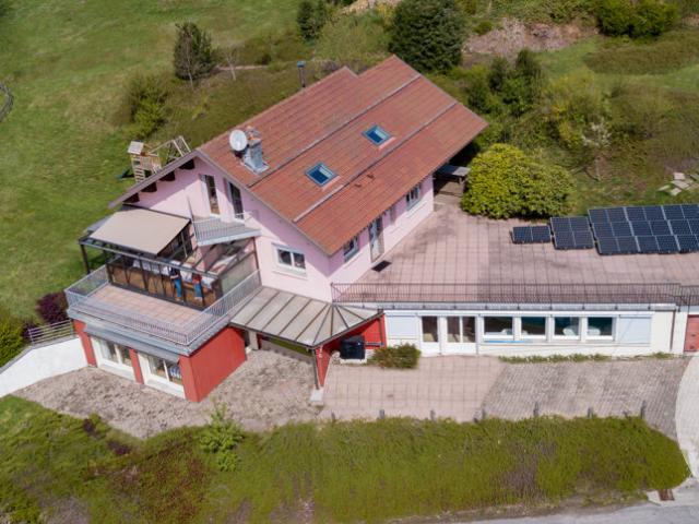 Maison 11 pièces 196 m²
