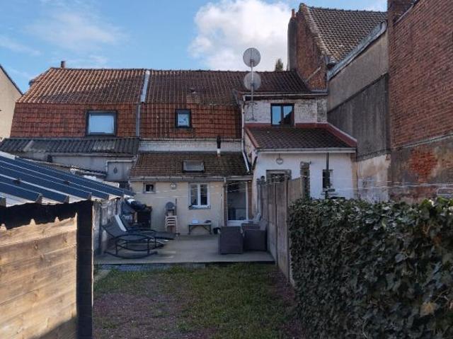 Maison 11 pièces 114 m²