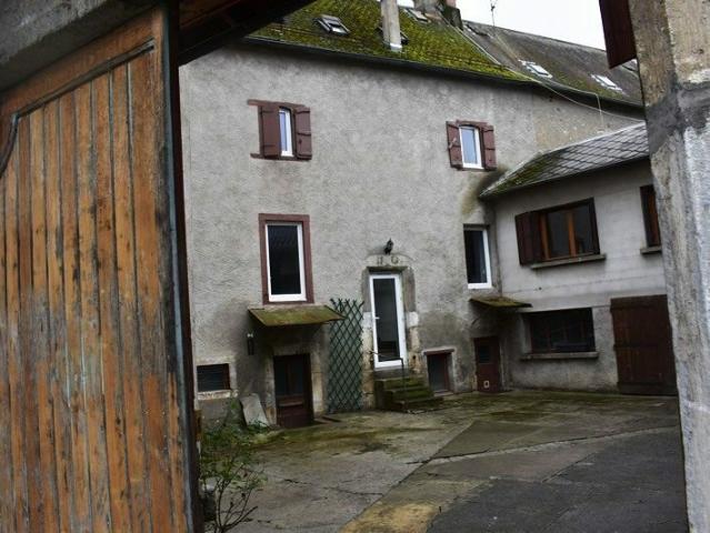 Maison 11 pièces 240 m²