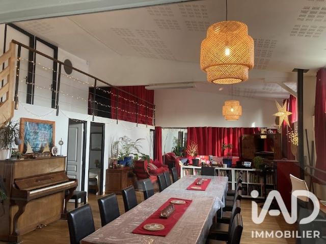 Maison 11 pièces 240 m²