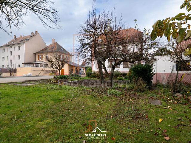 Maison 11 pièces 240 m²