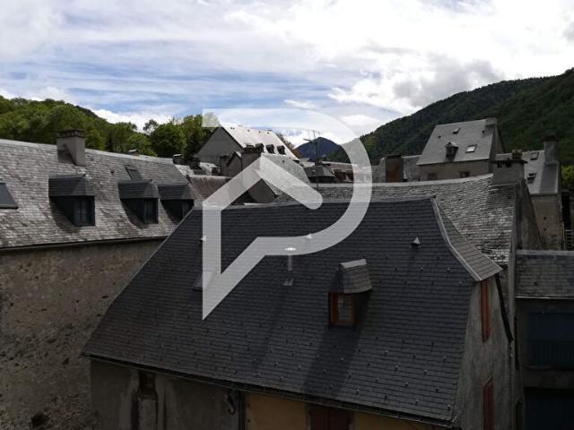 Maison 11 pièces 240 m²