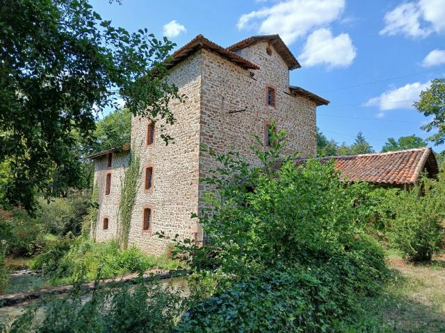 Maison 11 pièces 240 m²
